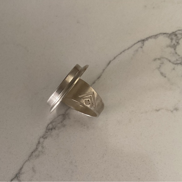 Silpada Carved Jasper and Sterling Silver Ring, Size 8 - Picture 5 of 8